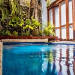 5 Bedroom Villa Inside Of The Walled City