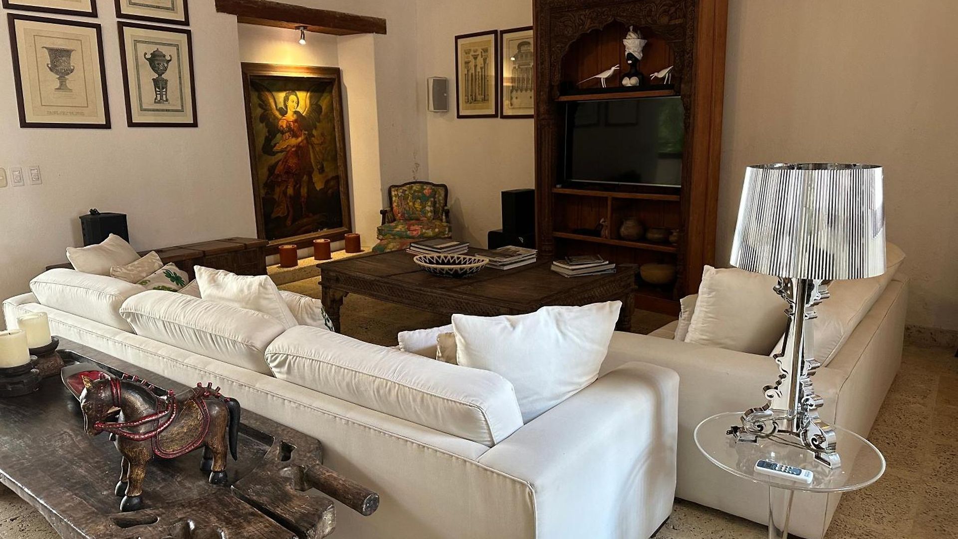 5 Bedroom Inside Of The Walled Cartagena