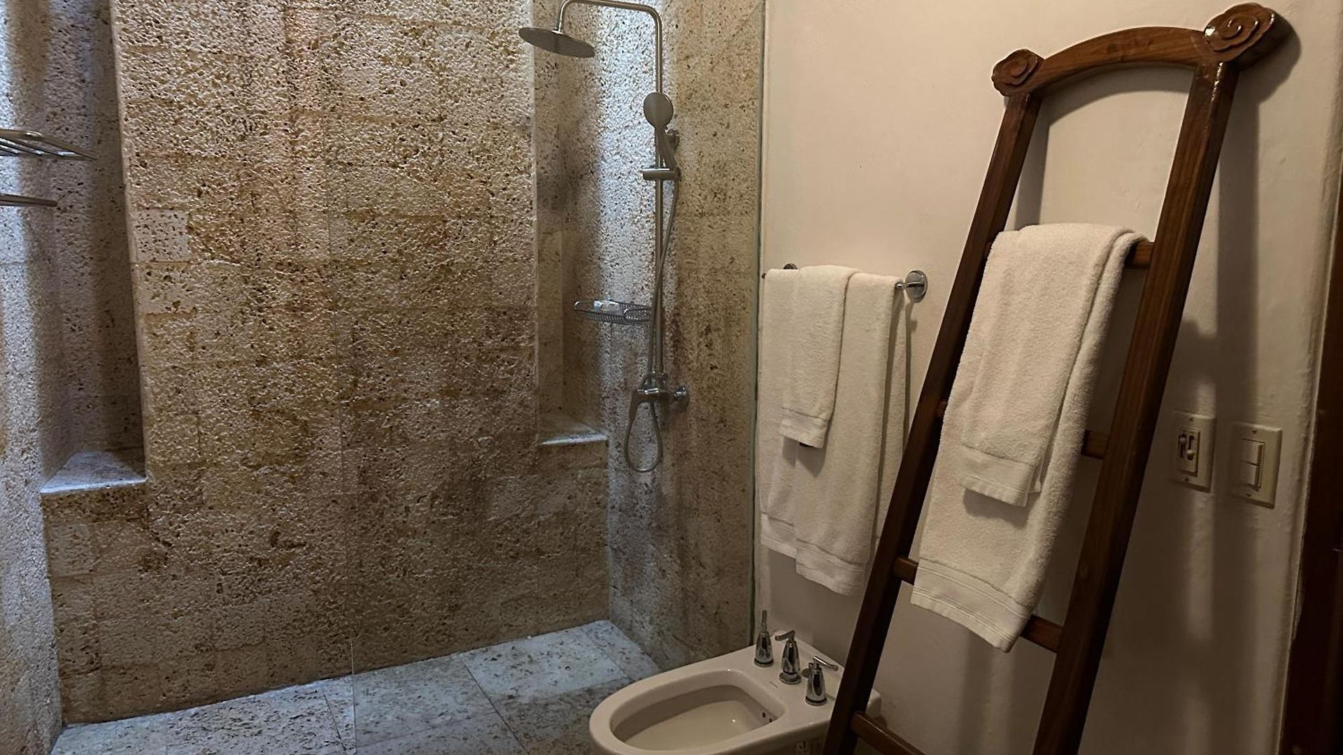 5 Bedroom Inside Of The Walled Сasa de vacaciones