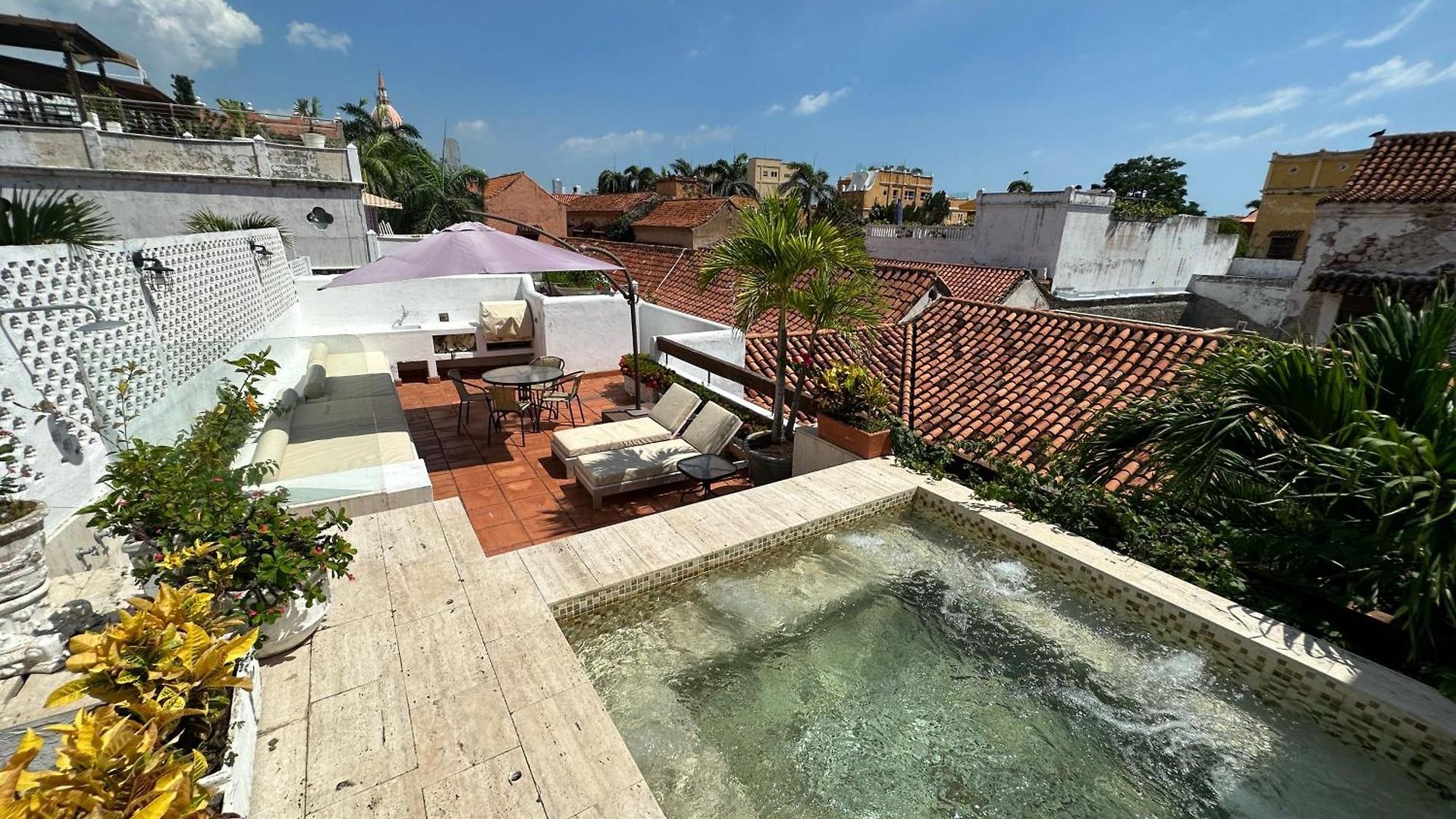 Сasa de vacaciones 5 Bedroom Inside Of The Walled *