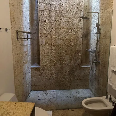 5 Bedroom Inside Of The Walled Сasa de vacaciones *