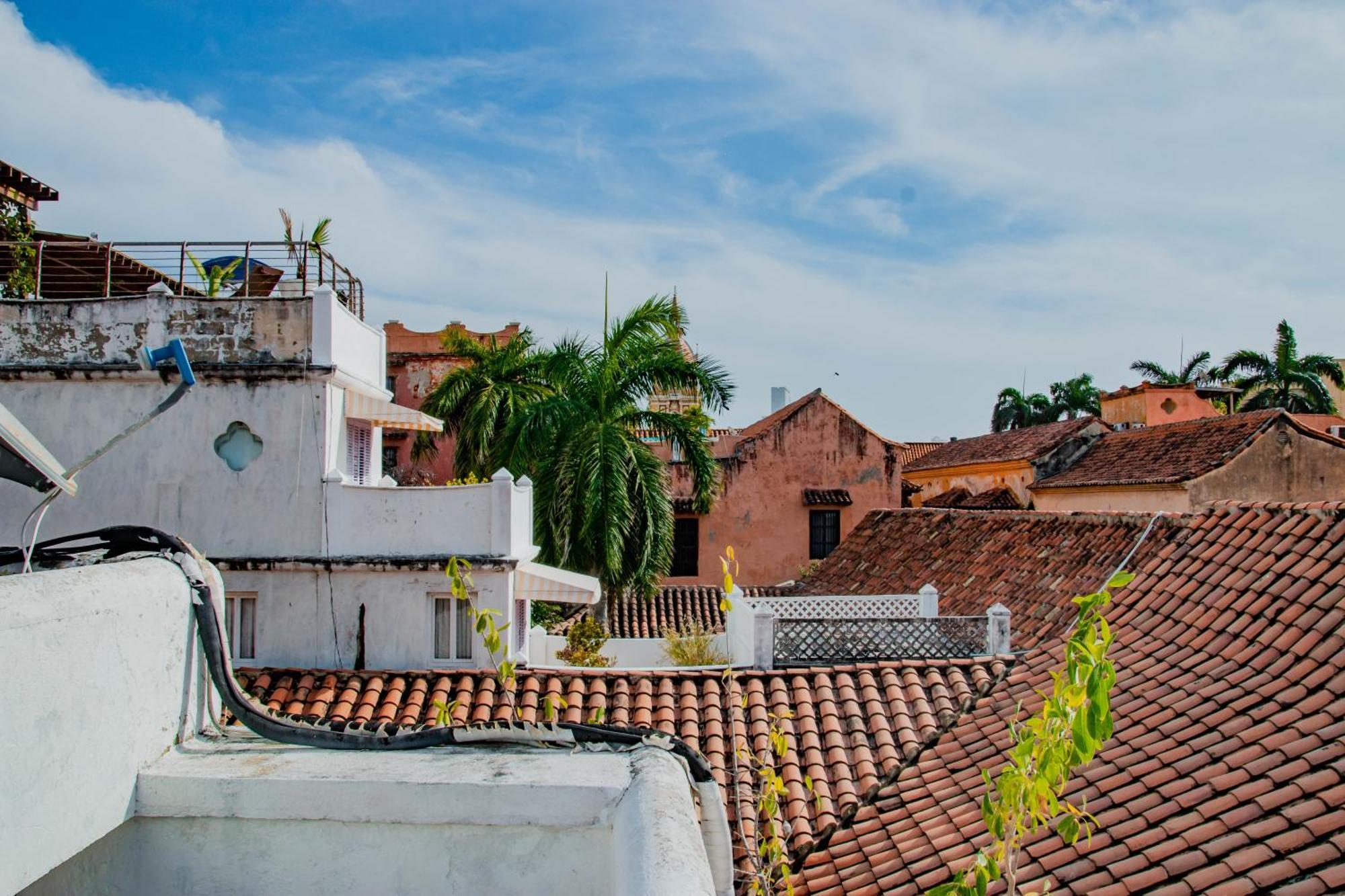 5 Bedroom Inside Of The Walled