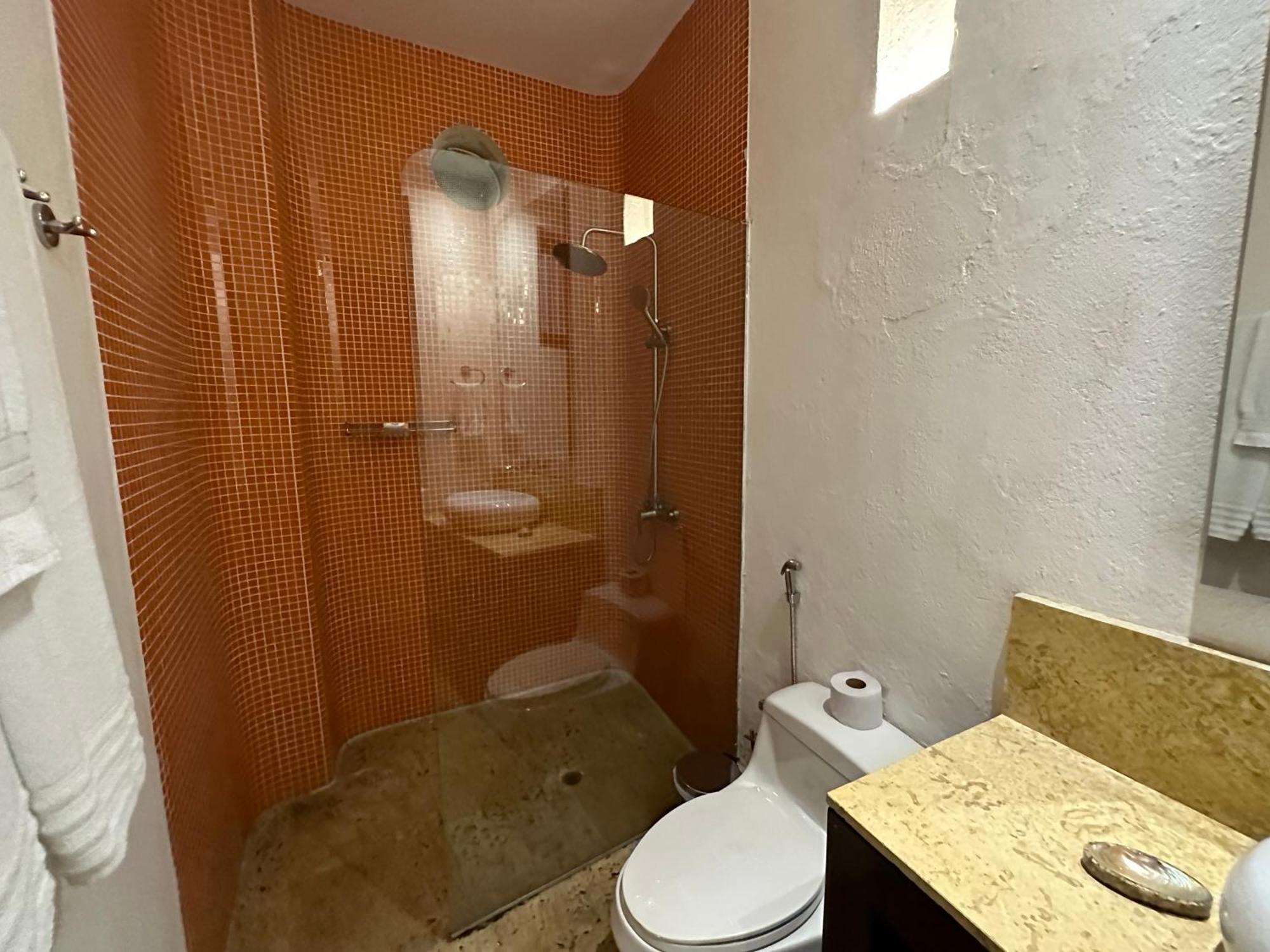 5 Bedroom Inside Of The Walled